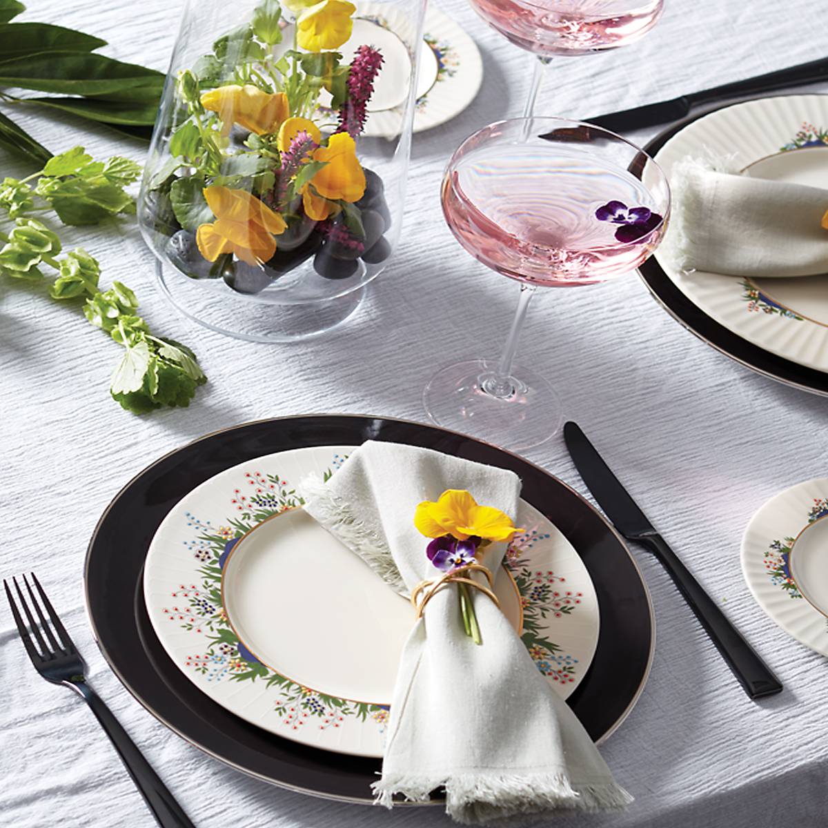Colebrook Onyx 5-Piece Place Setting – Lenox Corporation