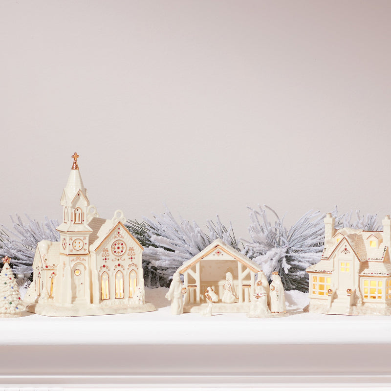 Mistletoe Park 6-Piece Manger Set