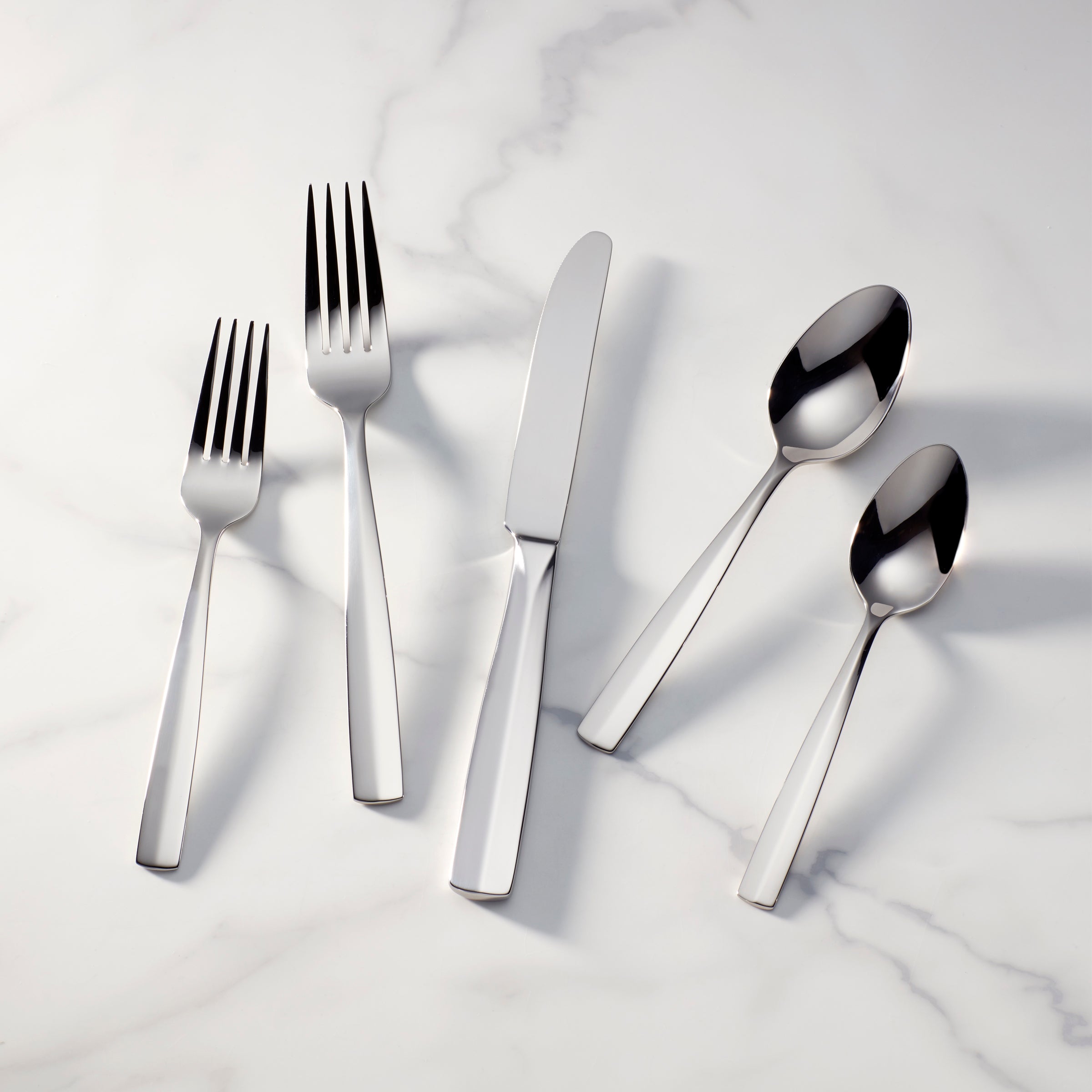 Lachlan 65-Piece Flatware Set – Lenox Corporation