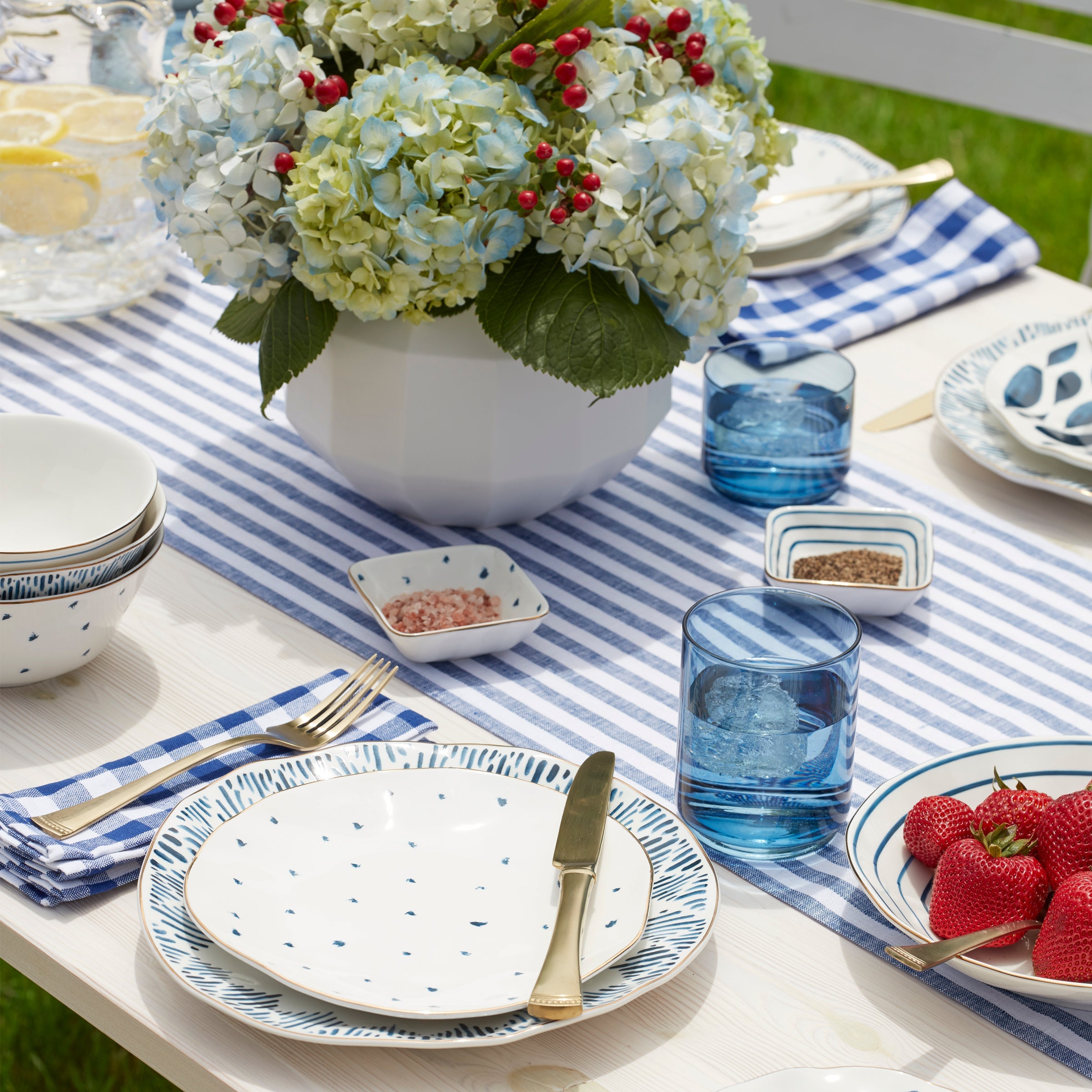 Blue Bay 12-Piece Dinnerware Set (with Dessert Plates) – Lenox