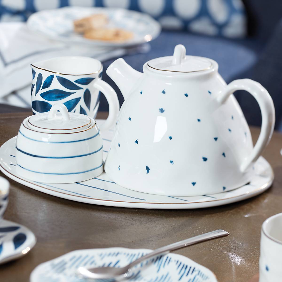 Blue Bay Teapot – Lenox Corporation