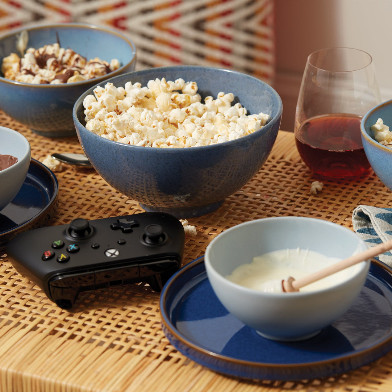 Luna Blue 8-Piece Dinnerware Set – Lenox Corporation