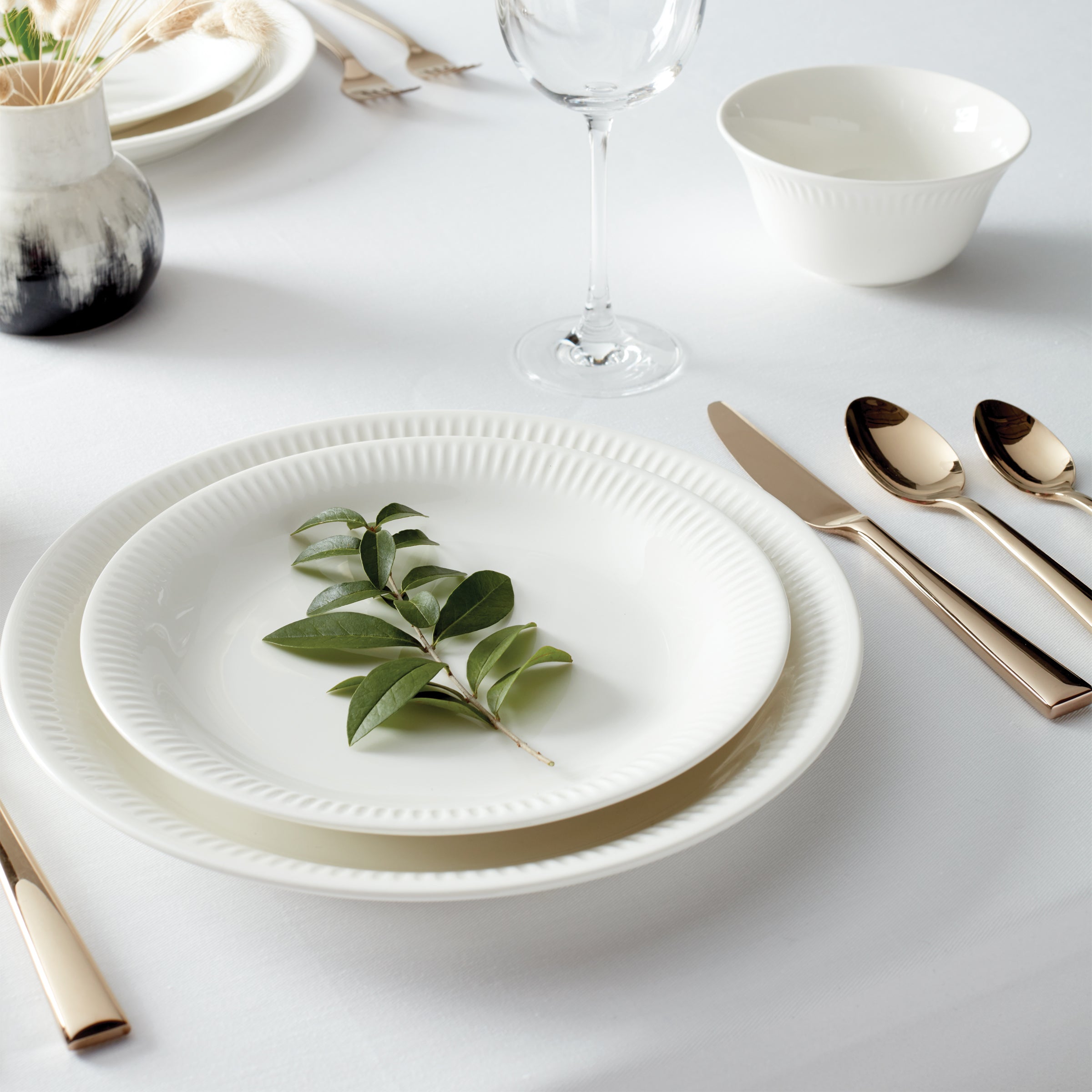 Profile White Dinner Plates, Set of 4 – Lenox Corporation