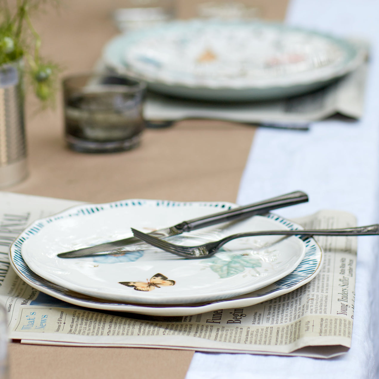 Portola Black Mirror 20 Piece Flatware Set