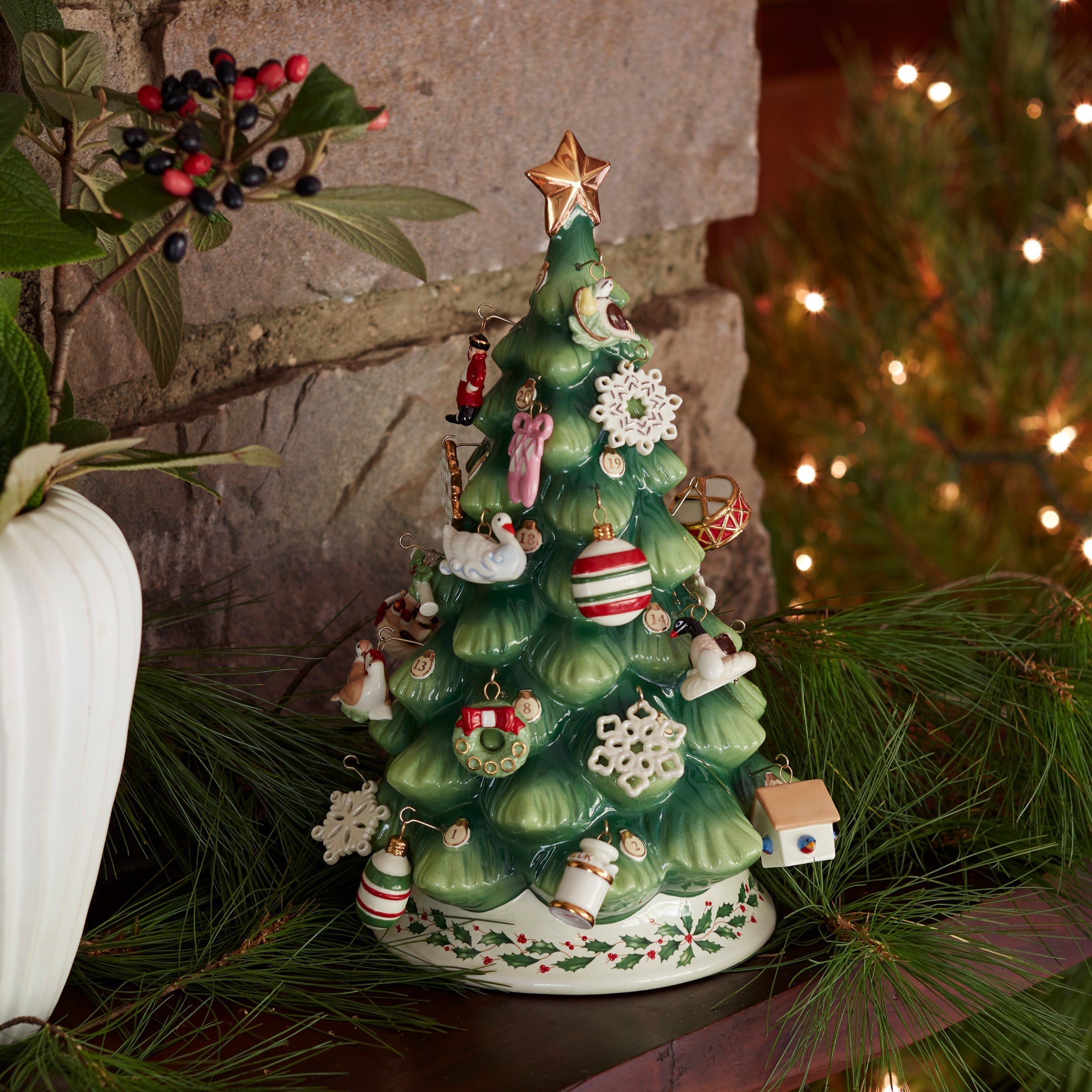 Treasured Traditions Red Bulbs Lit Tree – Lenox Corporation