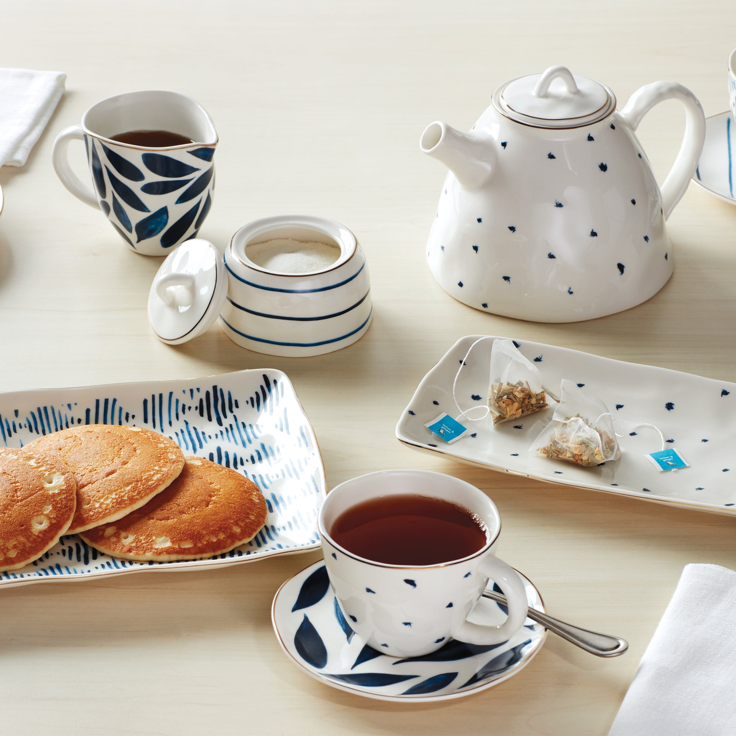 Blue Bay 4-Piece Teacup & Saucer Set – Lenox Corporation