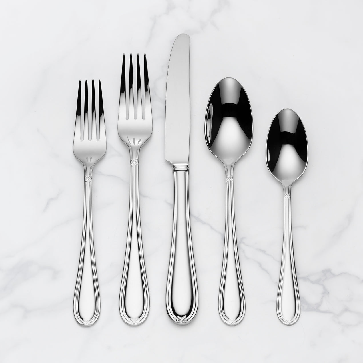 Ashbridge 80-Piece Flatware Set – Lenox Corporation